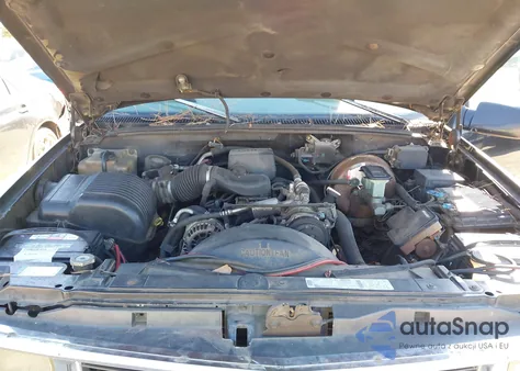 1997 Chevrolet Suburban 1500 from USA, damaged, VIN 3GNEC16R9VG156508